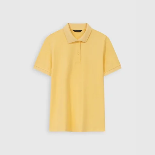 Women's basic polo shirt with short sleeves